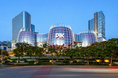 Tampak depan PIK Avenue Mall di Jakarta Utara sebagai lokasi coworking space PIK Avenue UnionSPACE yang modern dan strategis